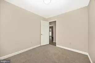 351 Yorkshire Dr, Hagerstown, MD 21740 - Photo 19