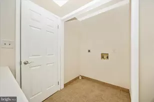 351 Yorkshire Dr, Hagerstown, MD 21740 - Photo 27