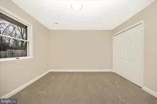 351 Yorkshire Dr, Hagerstown, MD 21740 - Photo 13