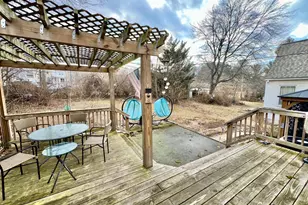 909 Beechwood Dr, Hagerstown, MD 21742 - Photo 3