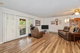 1017 Lindsay Ln, Hagerstown, MD 21742 - Photo 7