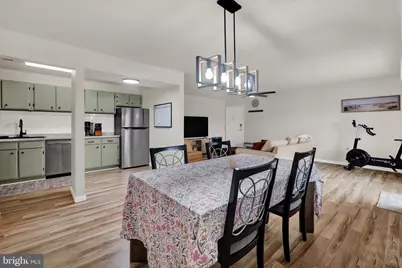 1633 Edgewood Place #201, Hagerstown, MD 21740 - Photo 7