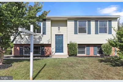 1337 Cedarwood Drive, Hagerstown, MD 21742 - Photo 1