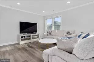 13825 Woodland Heights Dr, Hagerstown, MD 21742 - Photo 5