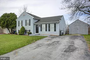 10204 Bear Creek Dr, Hagerstown, MD 21740 - Photo 5