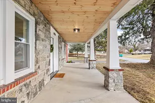 11424 Englewood Rd, Hagerstown, MD 21740 - Photo 5