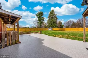 18436 Woodside Dr, Hagerstown, MD 21740 - Photo 41