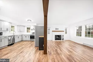 18436 Woodside Dr, Hagerstown, MD 21740 - Photo 11