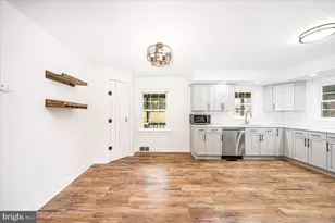 18436 Woodside Dr, Hagerstown, MD 21740 - Photo 19