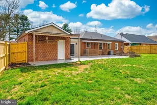 18436 Woodside Dr, Hagerstown, MD 21740 - Photo 47