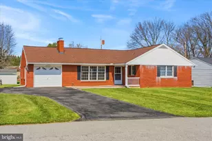 22054 Mohawk Dr, Smithsburg, MD 21783 - Photo 3