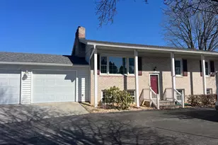 19022 Longmeadow Rd, Hagerstown, MD 21742 - Photo 1