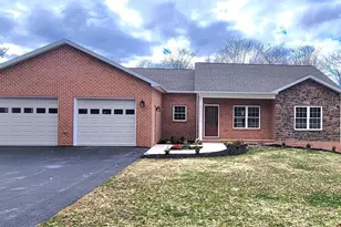 21611 Leitersburg Smithsburg Rd, Hagerstown, MD 21742 - Photo 1