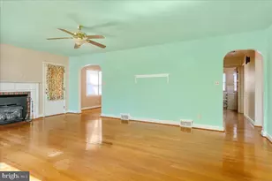 301 Avon Rd, Hagerstown, MD 21740 - Photo 9