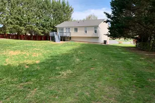 13111 Hyacinth Ct, Hagerstown, MD 21742 - Photo 5
