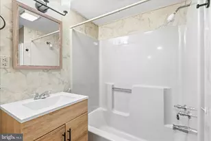 18360 Woodside Dr, Hagerstown, MD 21740 - Photo 31