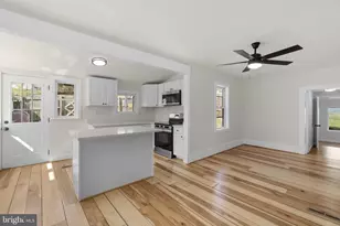 19 Brent St, Hancock, MD 21750 - Photo 7