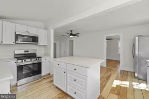 19 Brent St, Hancock, MD 21750 - Photo 5