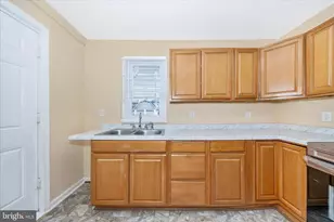 225 Alexander St, Hagerstown, MD 21740 - Photo 17