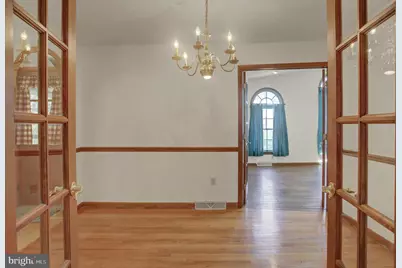 1005 Valleybrook Drive, Hagerstown, MD 21742 - Photo 17