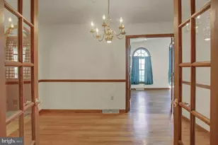 1005 Valleybrook Dr, Hagerstown, MD 21742 - Photo 17