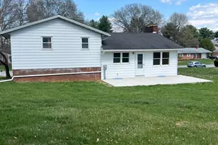 19119 Woodhaven Dr, Hagerstown, MD 21742 - Photo 9