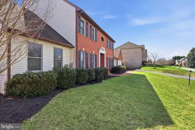 18819 Fountain Terrace, Hagerstown, MD 21742 - Photo 3