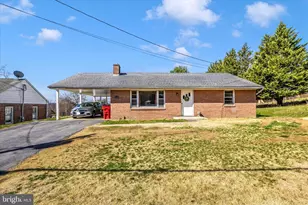 15639 Clear Spring Rd, Williamsport, MD 21795 - Photo 3