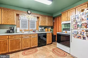 17 N Martin St, Clear Spring, MD 21722 - Photo 15