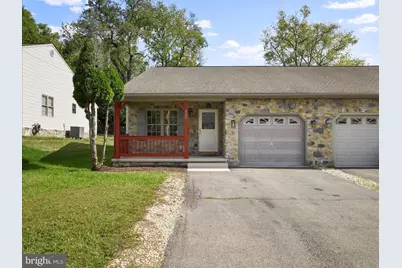 920 Frederick Street, Hagerstown, MD 21740 - Photo 1