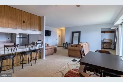 1747 Edgewood Hill Circle #203, Hagerstown, MD 21740 - Photo 1