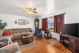 12530 Seavolt Rd, Hancock, MD 21750 - Photo 5