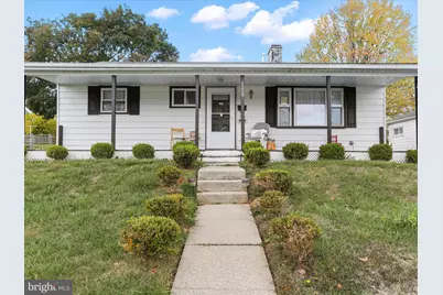 1229 Wayne Avenue, Hagerstown, MD 21742 - Photo 1