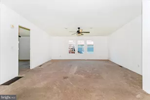 12109 Heather Dr, Hagerstown, MD 21740 - Photo 5