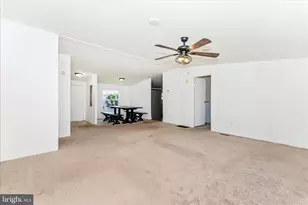 12109 Heather Dr, Hagerstown, MD 21740 - Photo 7