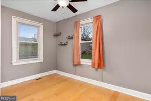 345 Vale St, Hagerstown, MD 21740 - Photo 13