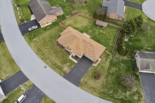 112 Plantation Dr, Hagerstown, MD 21740 - Photo 37