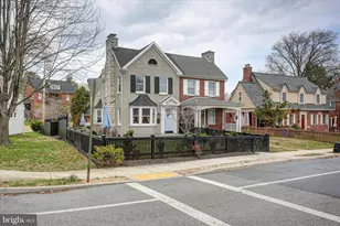 207 E Irvin Ave, Hagerstown, MD 21740 - Photo 3