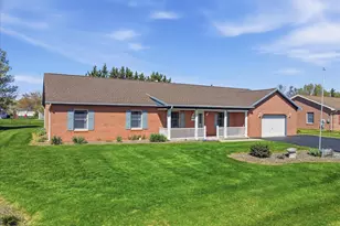 1217 S Pointe Dr, Hagerstown, MD 21740 - Photo 3