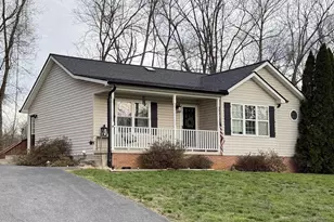 17006 Newcastle Ct, Williamsport, MD 21795 - Photo 1