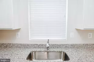 118 Charlotte St, Hagerstown, MD 21740 - Photo 11