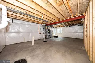 99 Charlotte St, Hagerstown, MD 21740 - Photo 35