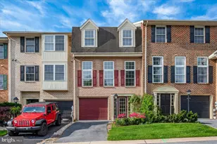 1261 Lindsay Ln, Hagerstown, MD 21742 - Photo 1