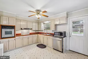 11910 Wesley Dr, Hagerstown, MD 21742 - Photo 3