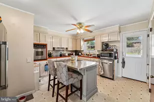 11910 Wesley Dr, Hagerstown, MD 21742 - Photo 3
