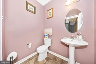 18307 Misty Acres Dr, Hagerstown, MD 21740 - Photo 17
