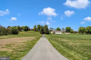 13008 Still Meadow Rd, Smithsburg, MD 21783 - Photo 11