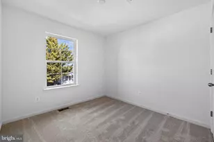 487 Peleton St, Hagerstown, MD 21740 - Photo 19