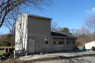 22209 Pondsville Rd, Hagerstown, MD 21742 - Photo 9