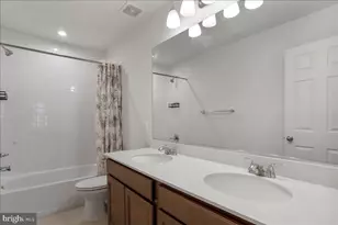 12155 Fallen Timbers Cir, Hagerstown, MD 21740 - Photo 23